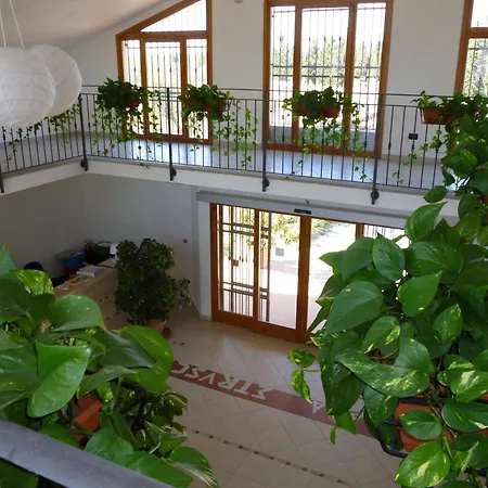 Baia Etrusca Resort 2*